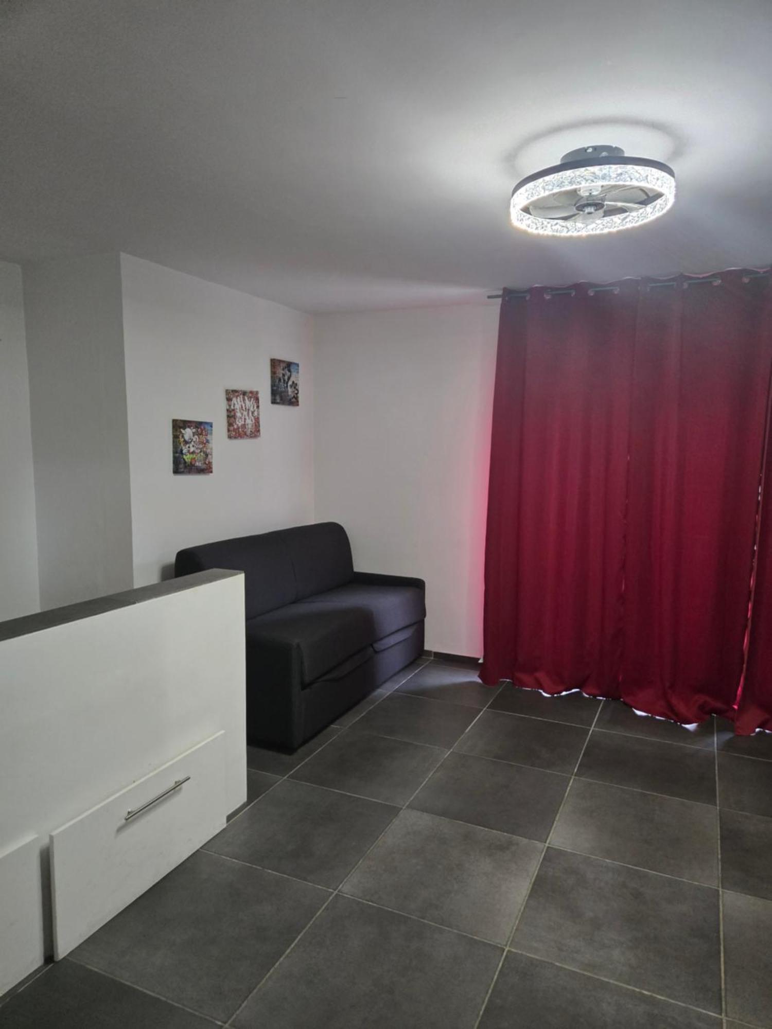Studio Au Calme Rive Droite ปาลาวาส-เลส์-โฟลต์ ภายนอก รูปภาพ